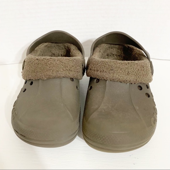 Dual Crocs Comfort™ Faux Fur Lined Adjustable Strap Croc Shoes Warm Brown 10-11 - Picture 12 of 13